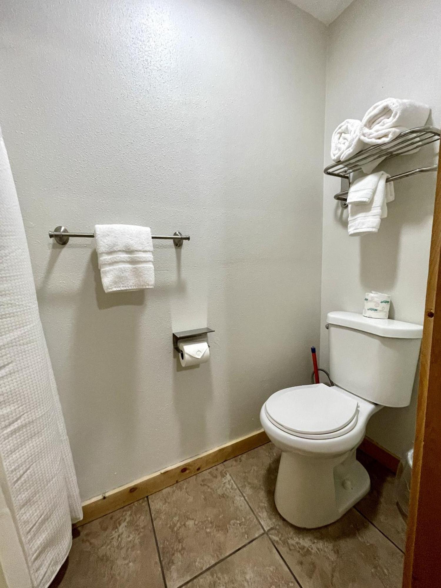 The Idaho Lodge & Rv Park 보너스페리 외부 사진