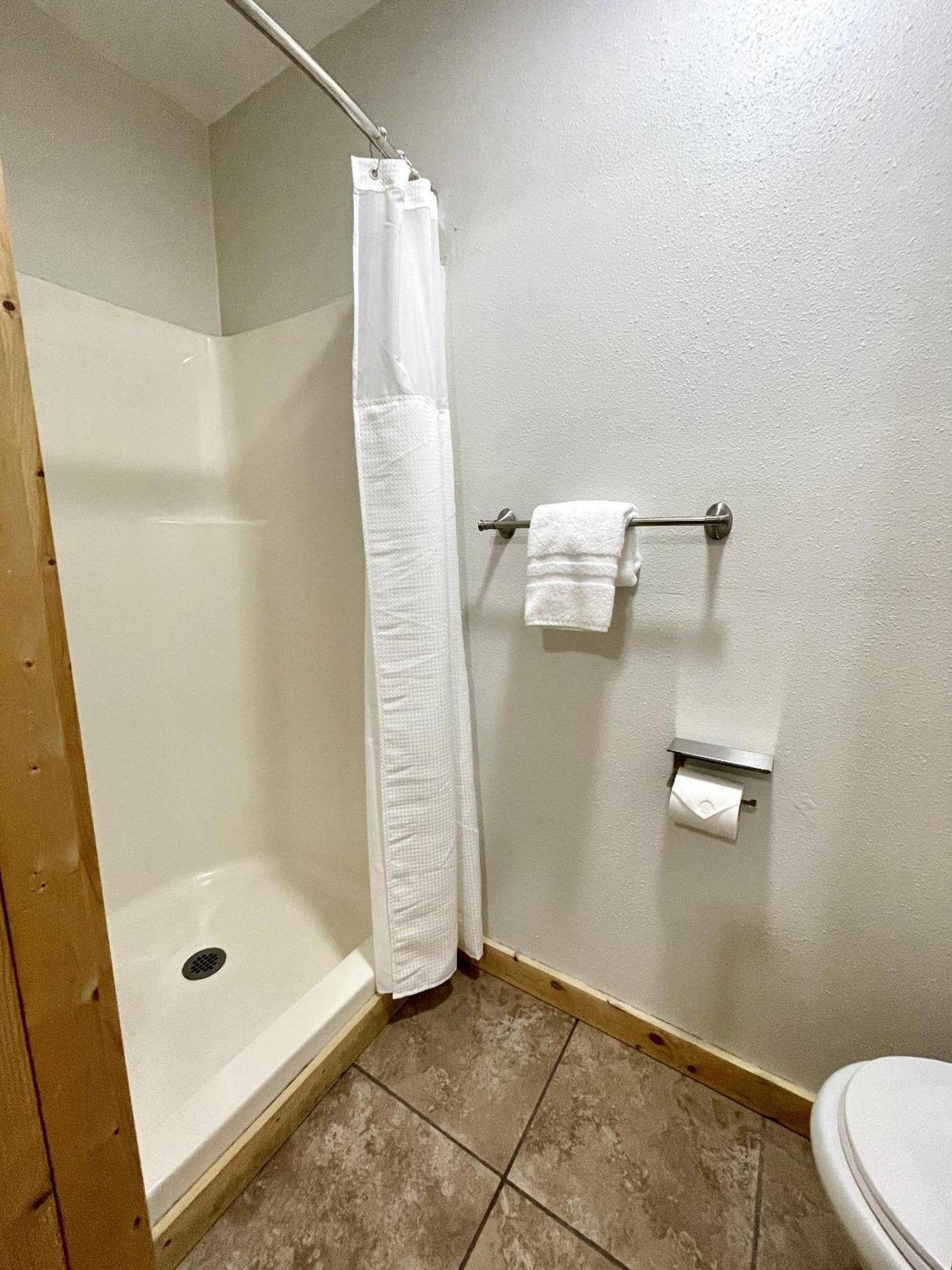 The Idaho Lodge & Rv Park 보너스페리 외부 사진